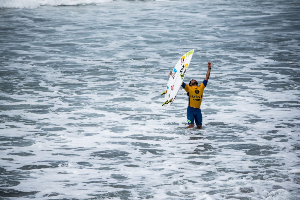 Adriano de Souza, Trestles