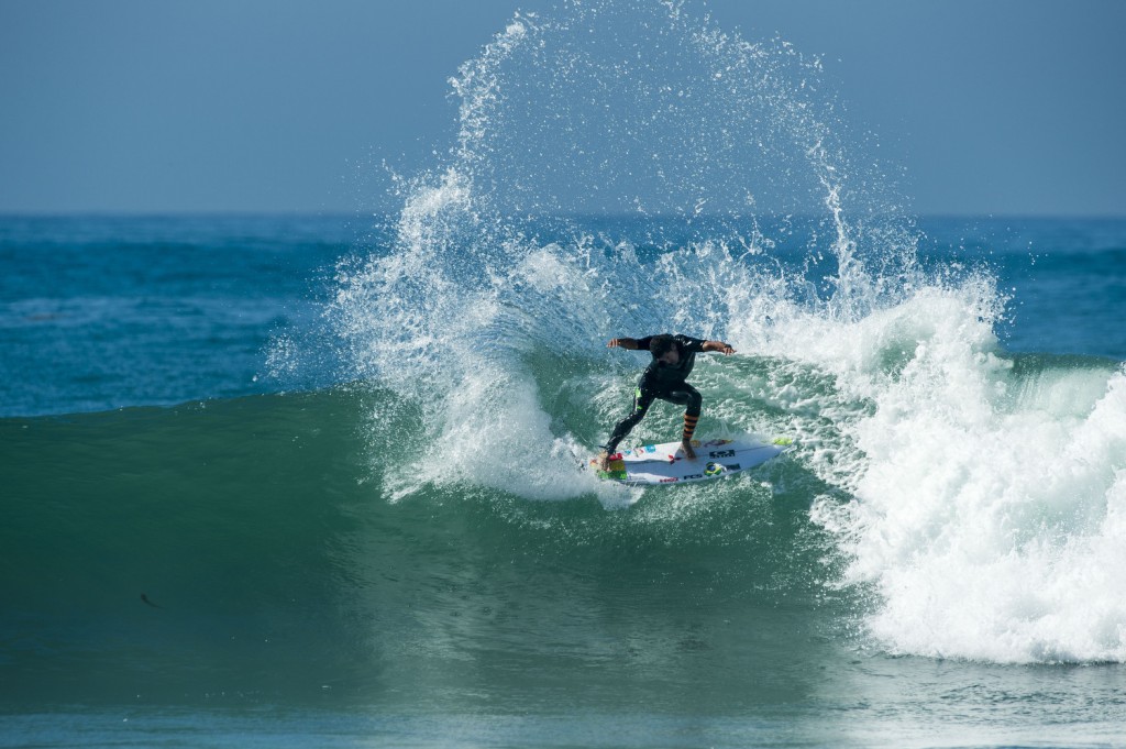 Adriano de Souza, Trestles