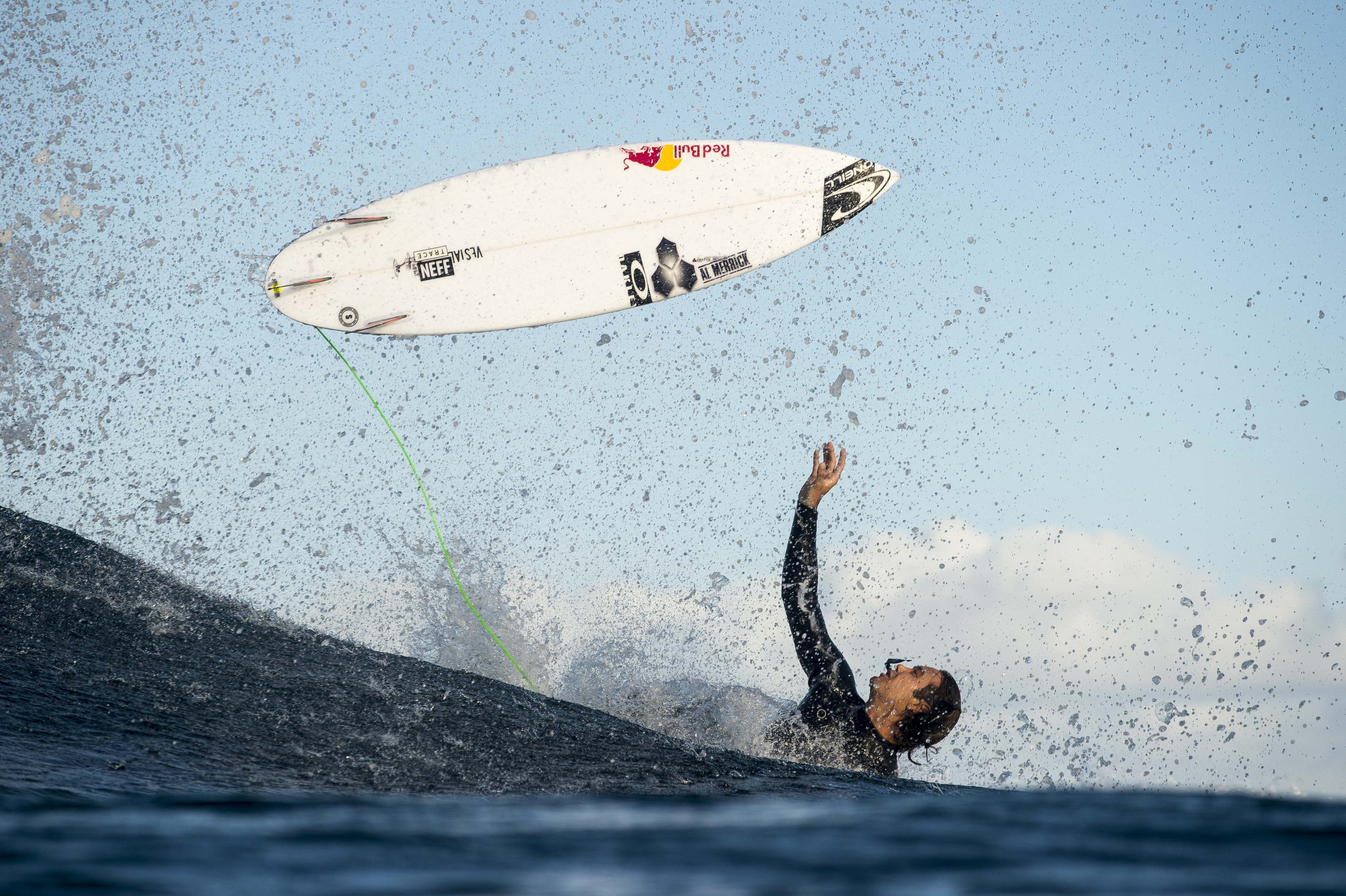 Jordy Smith, Teahupoo - Surf Station Surf Report